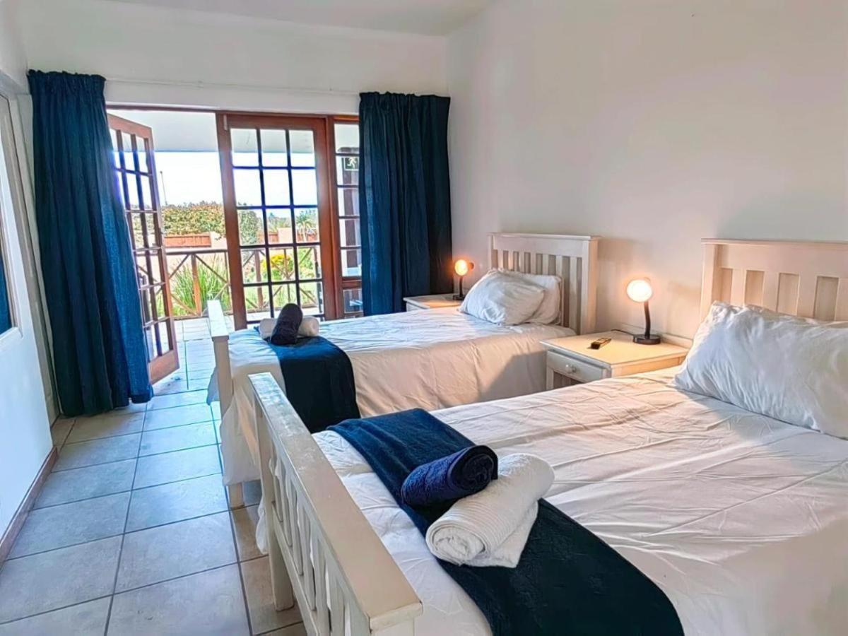 Aviators Paradise Guest House モーセル・ベイ エクステリア 写真