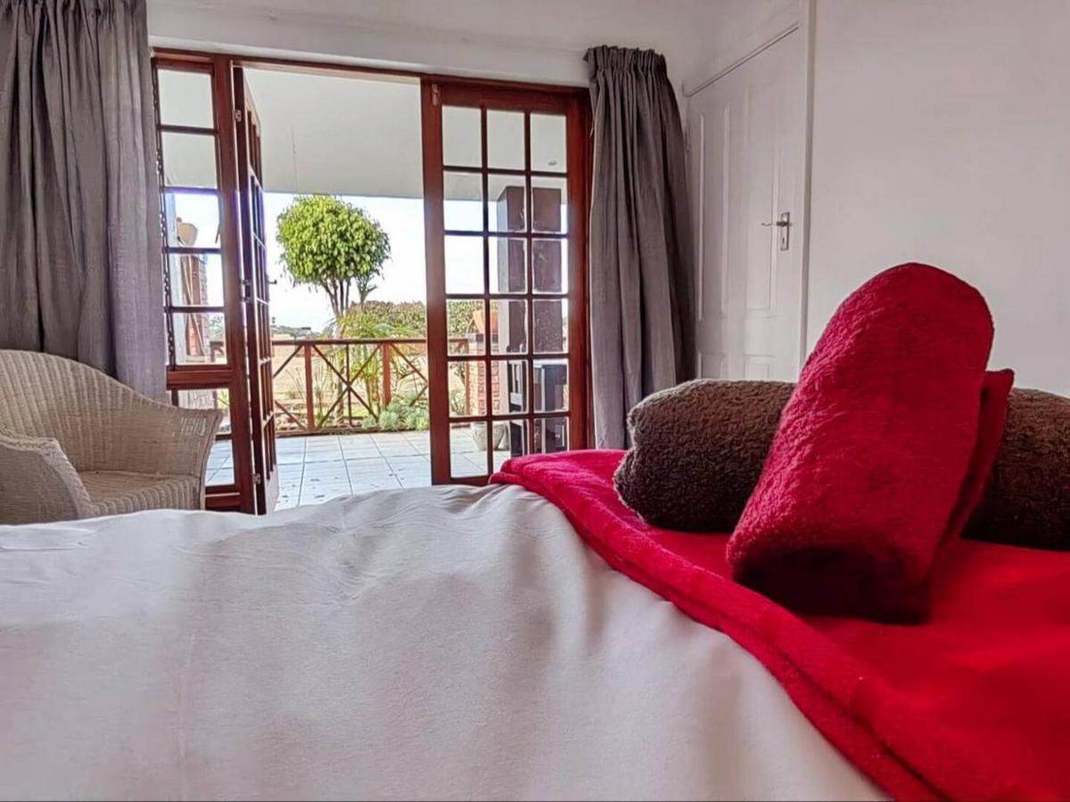 Aviators Paradise Guest House モーセル・ベイ エクステリア 写真