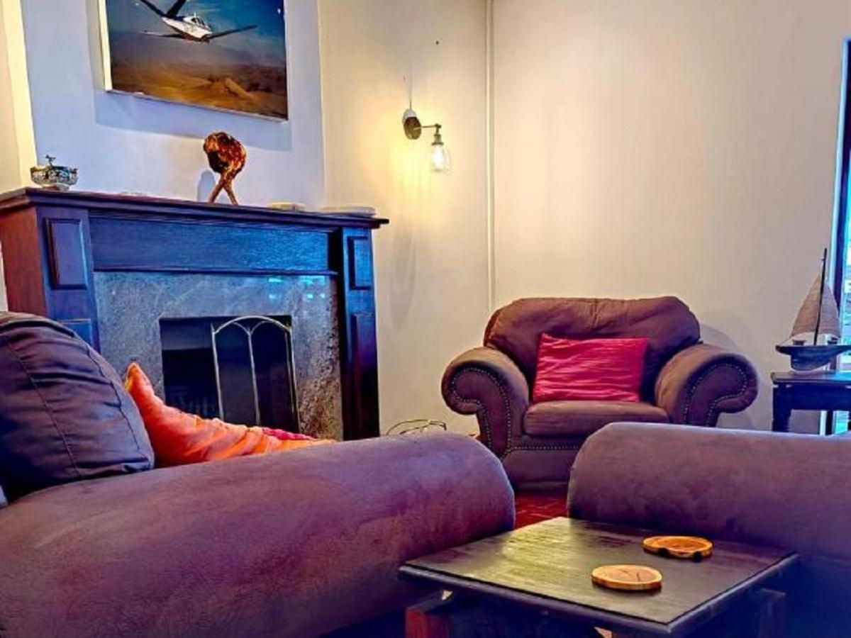 Aviators Paradise Guest House モーセル・ベイ エクステリア 写真
