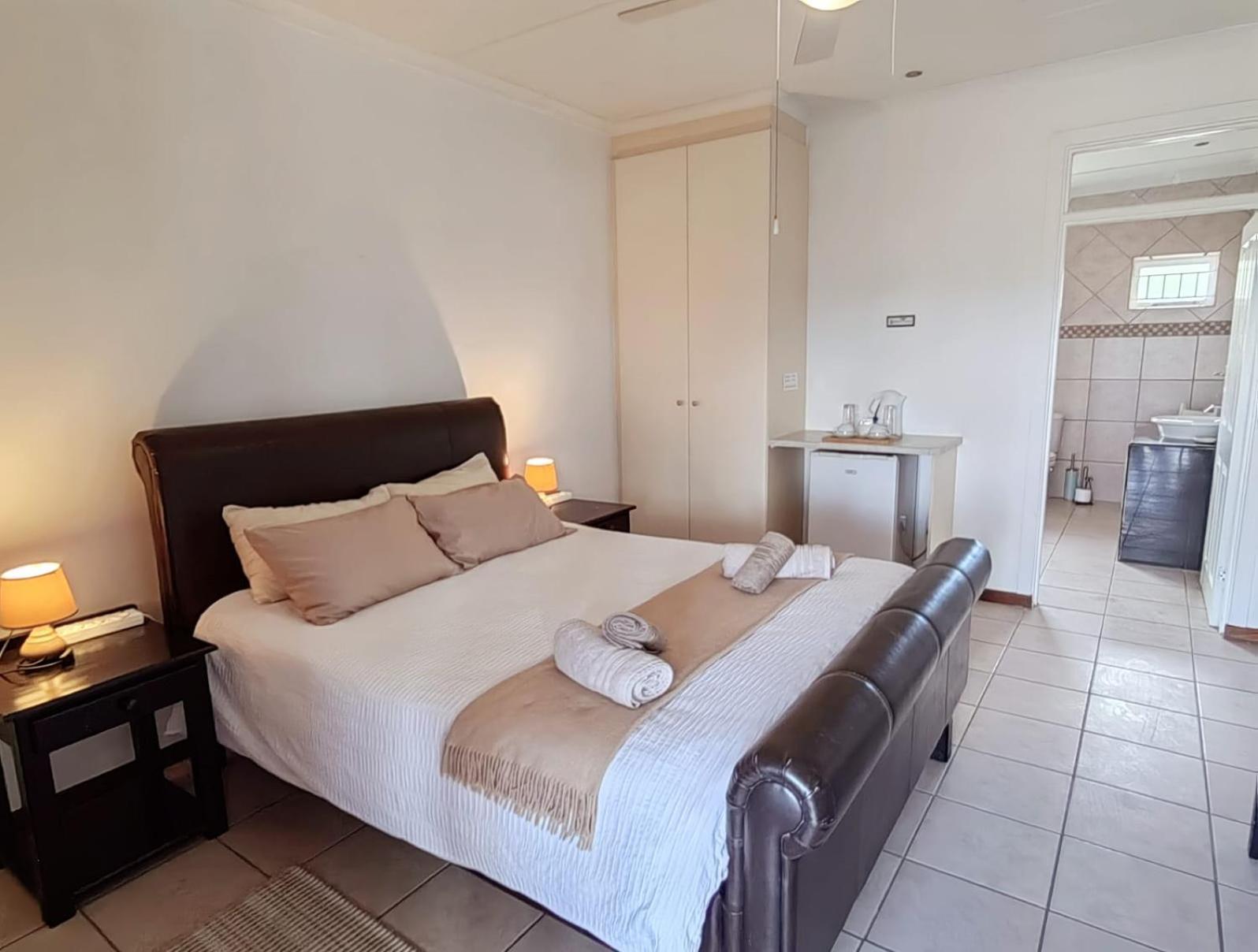 Aviators Paradise Guest House モーセル・ベイ エクステリア 写真